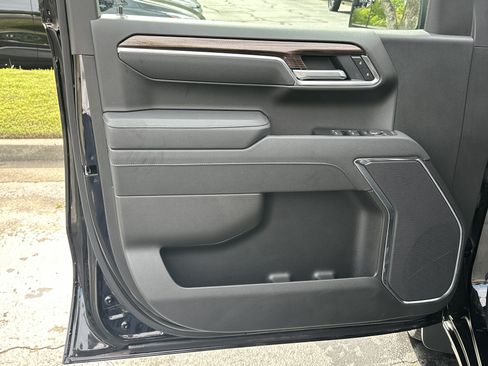 Certified 2026 Chevrolet Silverado 1500 LT RWD image 11