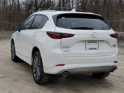 New 2025 MAZDA CX-5 Signature image 2