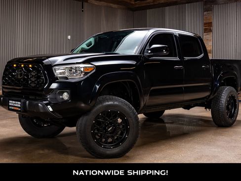 Used 2020 Toyota Tacoma SR5 image 4