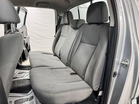 Used 2018 Toyota Tacoma SR w/ SR Convenience Package image 8