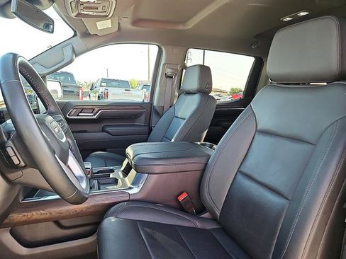 Used 2025 GMC Sierra 1500 SLT RWD image 13