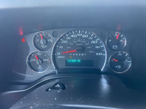 Used 2023 GMC Savana 2500 Extended w/ Driver Convenience Package RWD image 12
