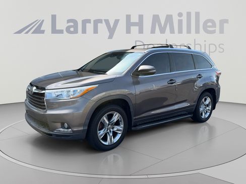 Used 2014 Toyota Highlander Limited w/ Driver Technology Package FWD image 1