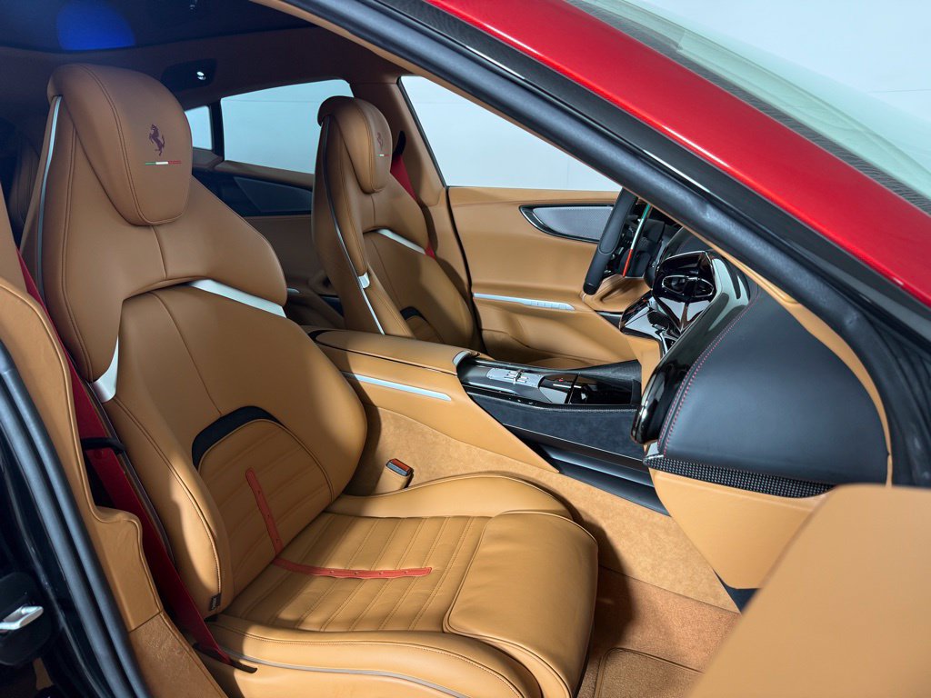 Certified 2024 Ferrari Purosangue AWD/4WD image 24