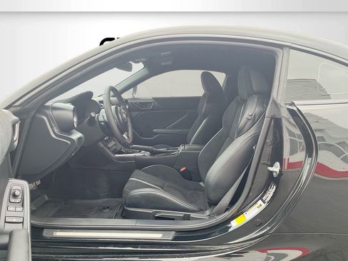 Used 2024 Toyota GR86 Premium image 20