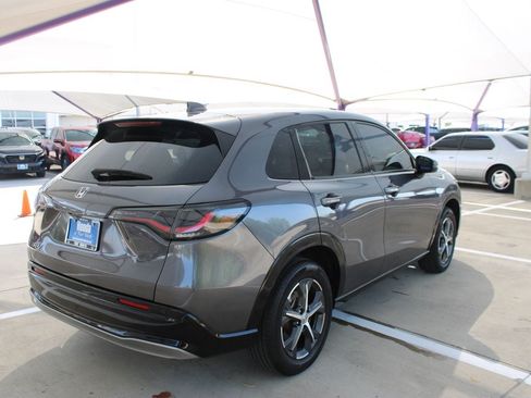 Used 2024 Honda HR-V EX-L image 6