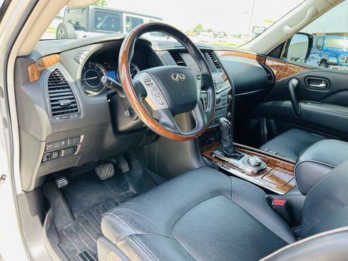 Used 2019 INFINITI QX80 Luxe AWD/4WD image 14