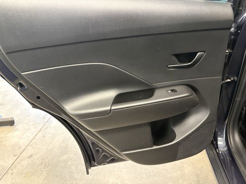 Used 2025 Hyundai Kona SEL image 6