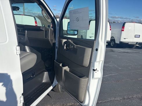 New 2025 Chevrolet Express 2500 w/ Driver Convenience Package RWD image 40
