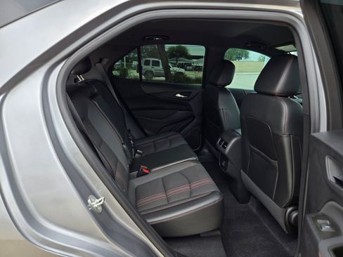 Certified 2023 Chevrolet Equinox RS FWD image 23