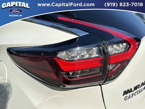 Used 2023 Nissan Murano SV w/ SV Midnight Edition Package FWD image 15