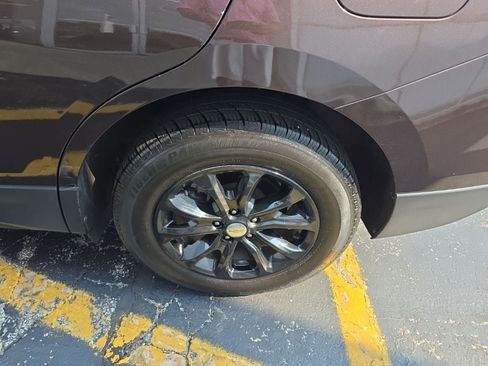 Used 2020 Chevrolet Equinox LT FWD image 12