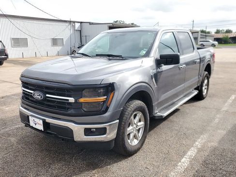 Used 2025 Ford F150 XLT w/ Equipment Group 301A Standard AWD/4WD image 11