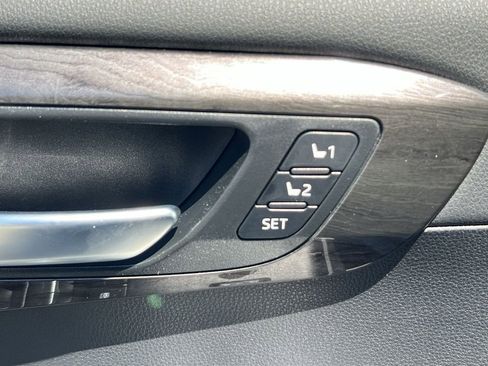 New 2026 Toyota Highlander Platinum AWD/4WD image 24