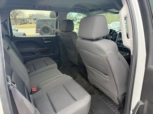 Used 2017 GMC Sierra 1500 SLE w/ SLE Value Package image 25