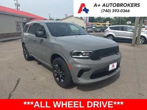 Used 2021 Dodge Durango SXT AWD/4WD image 1