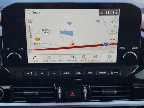 Used 2024 Nissan Pathfinder Platinum FWD image 18