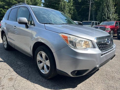 Used 2015 Subaru Forester 2.5i Limited AWD/4WD image 4