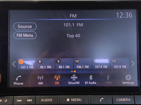 Used 2025 Nissan Altima 2.5 SV FWD image 25