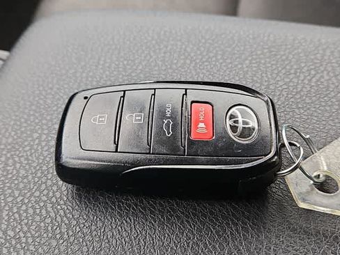 Used 2025 Toyota Camry LE FWD image 28