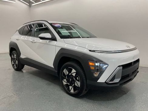 Used 2025 Hyundai Kona SEL AWD/4WD image 8