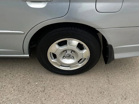 Used 2005 Honda Civic Hybrid Sedan image 15