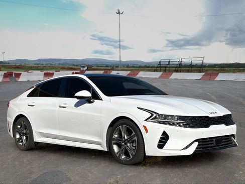 Certified 2022 Kia K5 EX w/ EX Premium Package FWD image 2