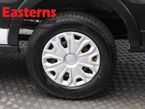 Used 2023 Ford Transit 350 XLT RWD image 8