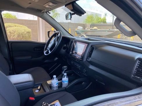 Used 2022 Nissan Frontier S RWD image 5