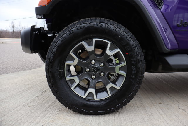 New 2026 Jeep Wrangler Unlimited Sahara AWD/4WD image 31