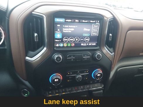 Certified 2021 Chevrolet Silverado 1500 High Country w/ Technology Package image 17