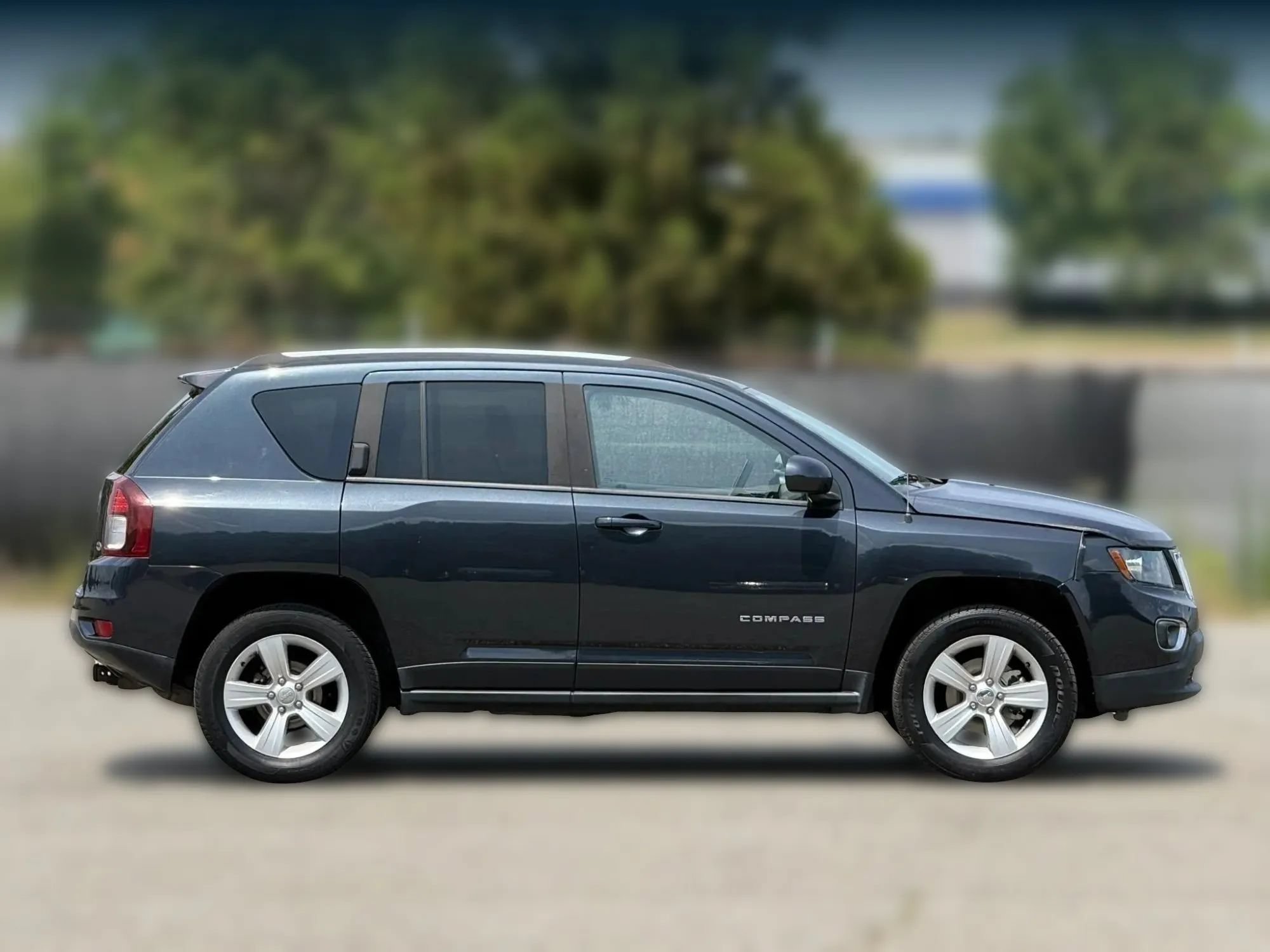 Used 2015 Jeep Compass High Altitude AWD/4WD image 7