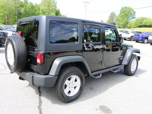 Used 2017 Jeep Wrangler Unlimited Sport w/ Quick Order Package 24S AWD/4WD image 7