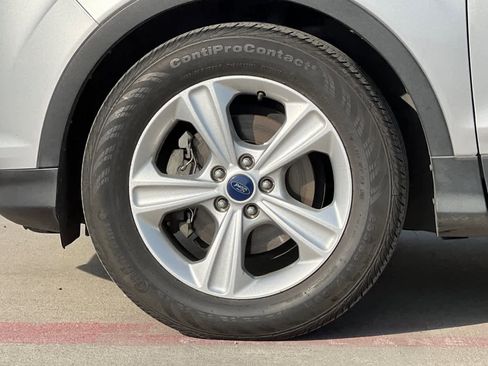 Used 2014 Ford Escape SE image 26