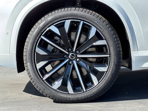 New 2026 Volvo XC90 T8 Plus image 26