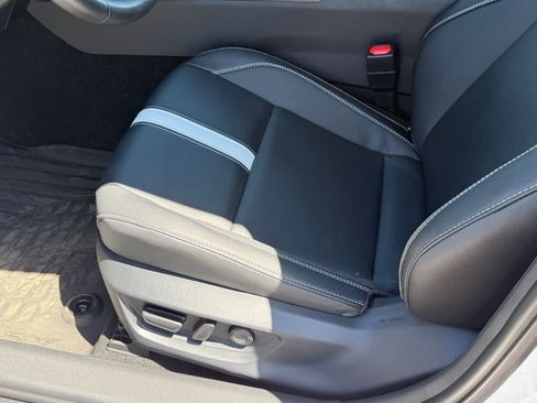 Used 2026 Toyota Camry SE w/ Convenience Package FWD image 14