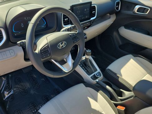 New 2026 Hyundai Venue SEL image 15