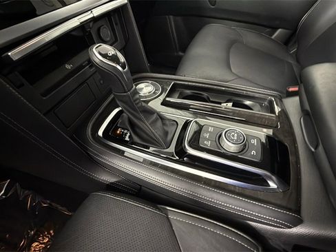 Used 2024 INFINITI QX80 Luxe image 23