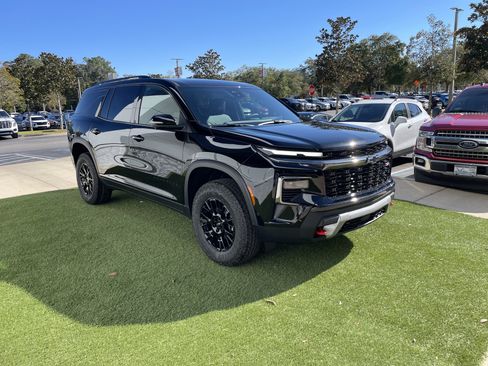 New 2026 Chevrolet Traverse Z71 w/ Enhanced Driving Package image 7
