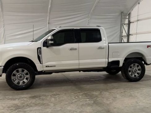 Used 2024 Ford F250 Lariat w/ Lariat Ultimate Package AWD/4WD image 9