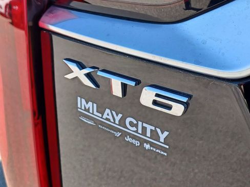 Used 2025 Cadillac XT6 Premium Luxury w/ LPO, Floor Liner Package AWD/4WD image 7