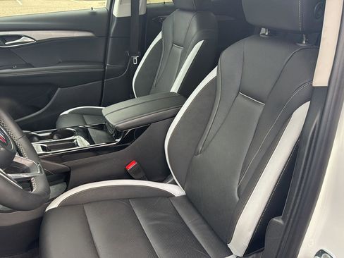 Used 2025 Buick Envision Sport Touring image 13