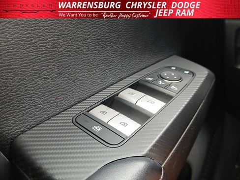 Used 2023 Mitsubishi Outlander SE AWD/4WD image 30