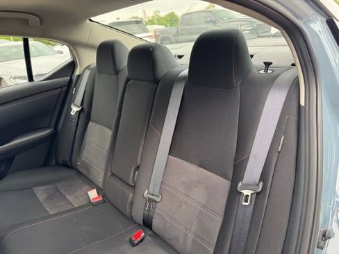Used 2025 Nissan Sentra SR FWD image 13