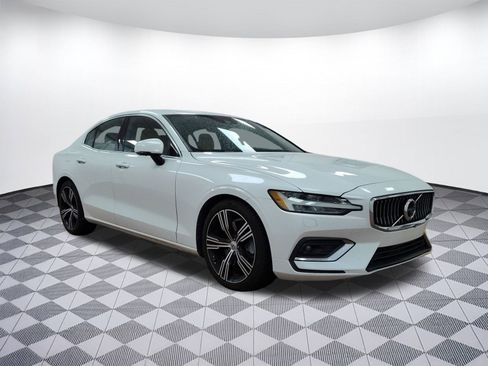 Used 2019 Volvo S60 T6 Inscription image 6