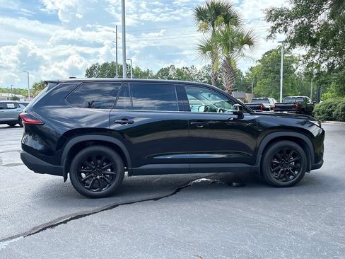 Used 2025 Toyota Grand Highlander FWD image 33