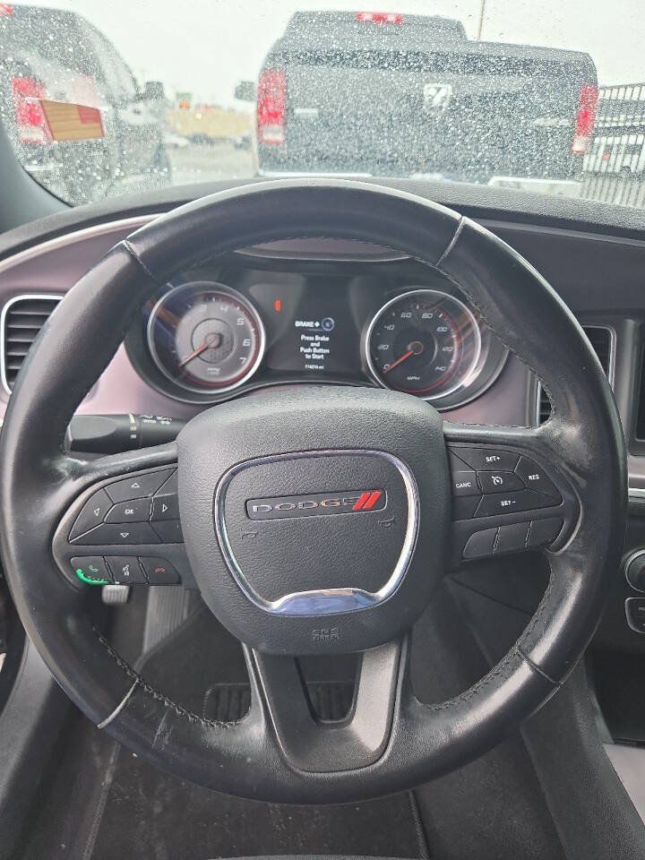 Used 2019 Dodge Charger SXT RWD image 7
