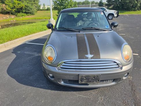 Used 2010 MINI Cooper Hardtop FWD image 4