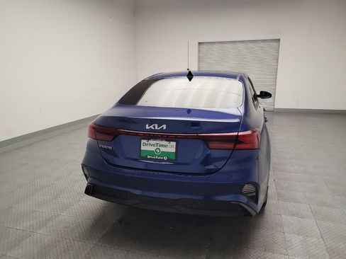 Used 2022 Kia Forte LXS FWD image 7