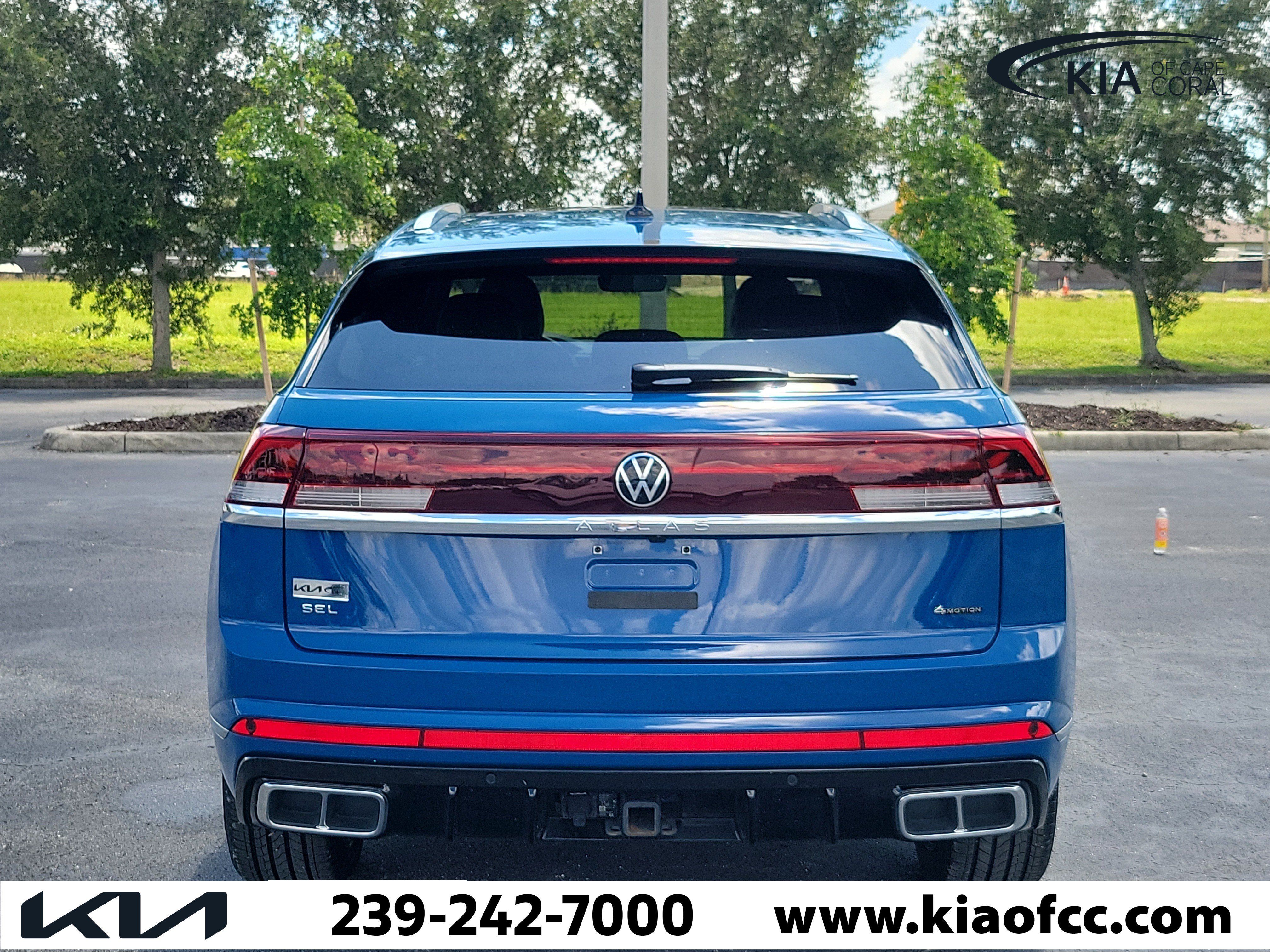 Used 2025 Volkswagen Atlas Cross Sport SEL Premium R-Line AWD/4WD image 5